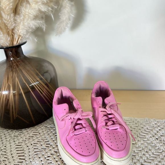 Nike Pink Air Force  sneakers - Picture 2 of 7